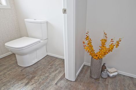 Photo of property in 67 Rodeo Drive, Kelvin Grove, Palmerston North, 4414