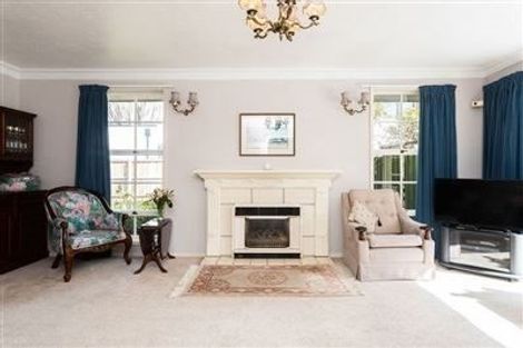 Photo of property in 11 Daresbury Lane, Fendalton, Christchurch, 8014