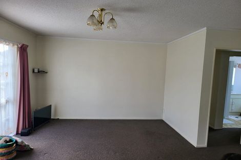 Photo of property in 8/169 Whites Line East, Waiwhetu, Lower Hutt, 5010