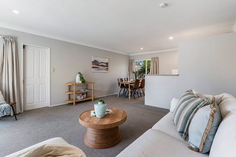 Photo of property in 1/2 Doment Crescent, Orewa, 0931