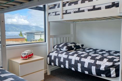 Photo of property in 1 Koe Street, Moana, 7872