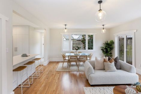 Photo of property in 13 Idris Road, Fendalton, Christchurch, 8052