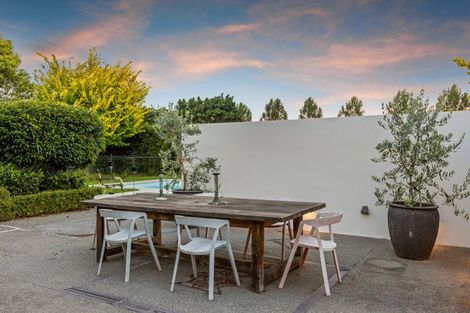 Photo of property in 340 Lawn Road, Clive, Hastings, 4180