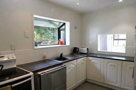 Photo of property in 41 Omapere Street, Whitby, Porirua, 5024