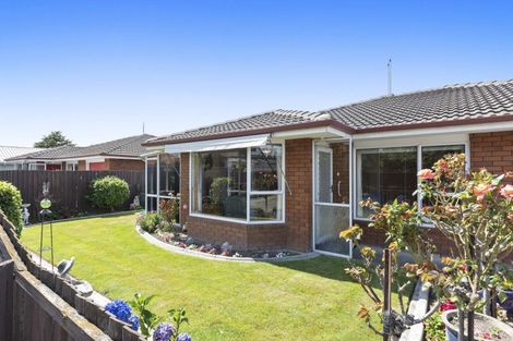 Photo of property in 2/18 Moffett Street, Islington, Christchurch, 8042