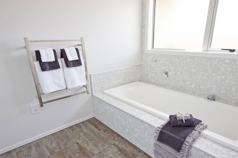 Photo of property in 67 Rodeo Drive, Kelvin Grove, Palmerston North, 4414