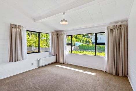 Photo of property in 30 Middleton Road, Johnsonville, Wellington, 6037