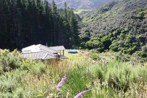 Photo of property in 150 Makara Road, Makara, Karori, 6972