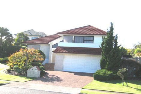 Photo of property in 30 Currell Way, Somerville, Auckland, 2014