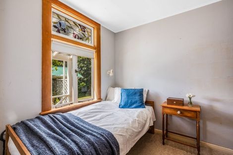 Photo of property in 24 Mahoe Street, Eastbourne, Lower Hutt, 5013