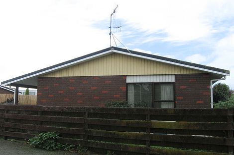 Photo of property in 32a Mahana Road, Paraparaumu Beach, Paraparaumu, 5032