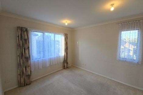 Photo of property in 8 Lissleton Drive, East Tamaki, Auckland, 2013