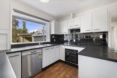 Photo of property in 198 Cashmere Road, Hoon Hay, Christchurch, 8025