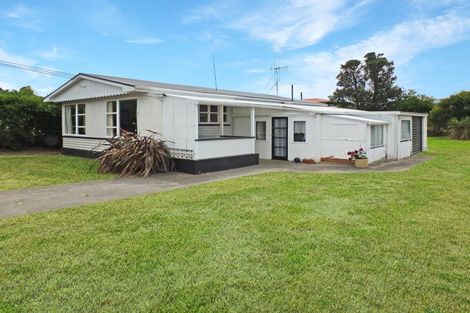 Photo of property in 31 Roore Street, Foxton Beach, Foxton, 4815