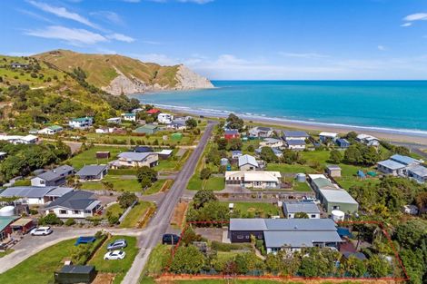 Photo of property in 122 Fortescue Street, Mahia, Nuhaka, 4198