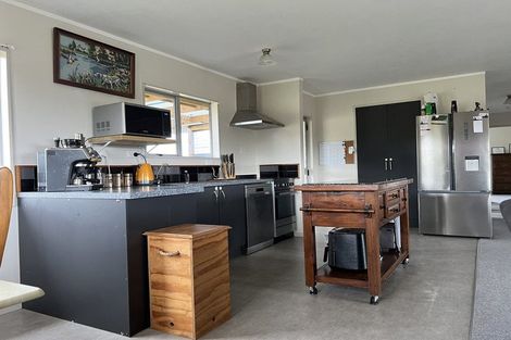 Photo of property in 334 Dannevirke Weber Road, Dannevirke, 4971