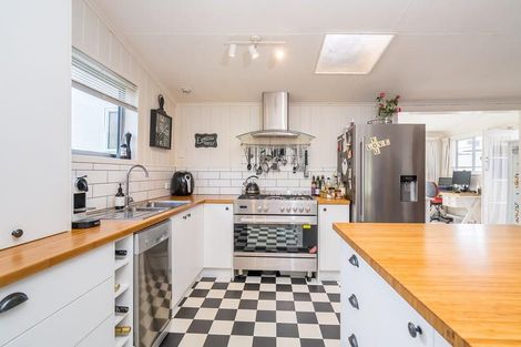 Photo of property in 90 Stevenson Avenue, Sawyers Bay, Port Chalmers, 9023