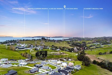 Photo of property in 37 Kia Kaha Drive, Snells Beach, 0920