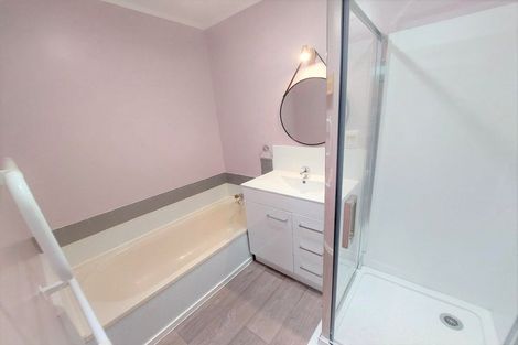 Photo of property in 1/3 Tyndrum Place, Highland Park, Auckland, 2010