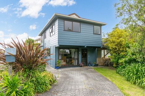 Photo of property in 21 Admiralty Street, Crofton Downs, Wellington, 6035