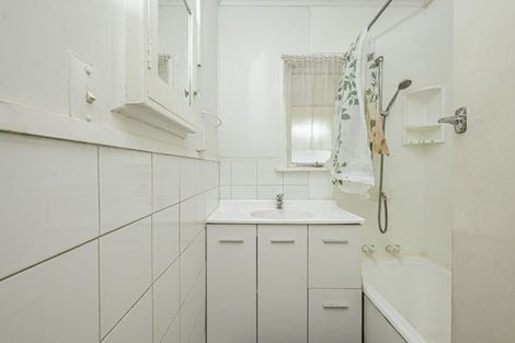 Photo of property in 22 Elizabeth Avenue, Papatoetoe, Auckland, 2025