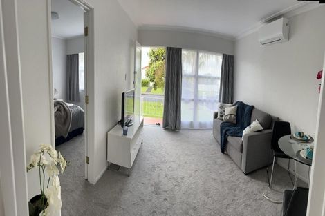 Photo of property in 20 Brandon Road, Glen Eden, Auckland, 0602