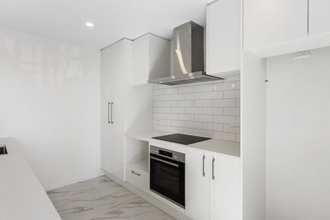 Photo of property in 47a Lynwood Road, New Lynn, Auckland, 0600