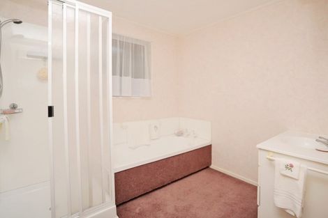 Photo of property in 43 Dublin Street, Windsor, Invercargill, 9810