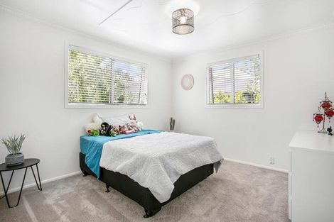 Photo of property in 23a Woodglen Road, Glen Eden, Auckland, 0602