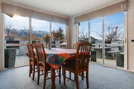 Photo of property in 18 Pisa Moorings Road, Mount Pisa, Cromwell, 9383