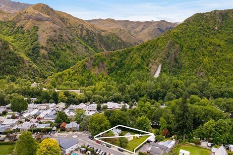 Photo of property in 11 Wiltshire Street, Arrowtown, 9302