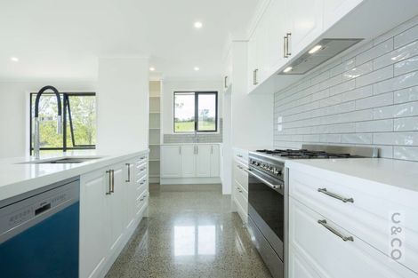 Photo of property in 524 Ridge Road, Riverhead, 0793