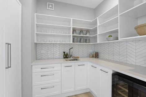 Photo of property in 73 Paparoa Street, Papanui, Christchurch, 8053