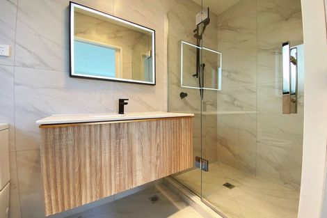 Photo of property in 7/236 Albany Highway, Schnapper Rock, Auckland, 0632