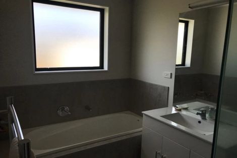 Photo of property in 27 Keston Crescent, Flagstaff, Hamilton, 3210