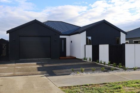 Photo of property in 4 Samuel Place, Queenwood, Hamilton, 3210