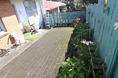 Photo of property in 2/81 Seabrook Avenue, New Lynn, Auckland, 0600