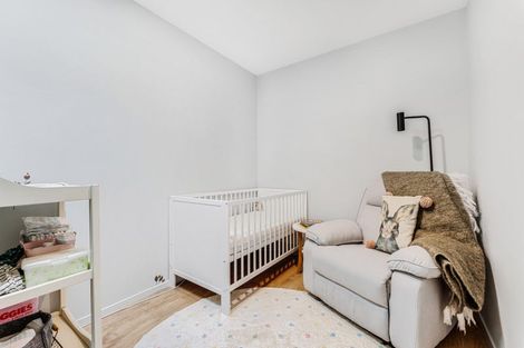 Photo of property in 2c Nerita Place, Long Bay, Auckland, 0630