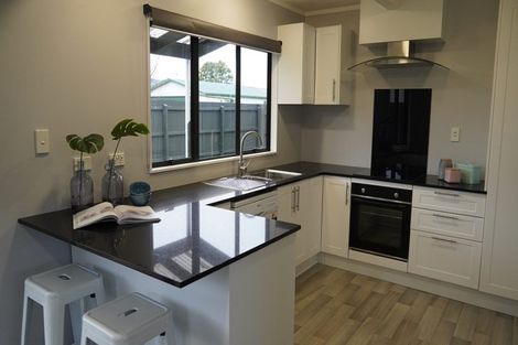 Photo of property in 18b Kelvin Road, Papakura, 2110