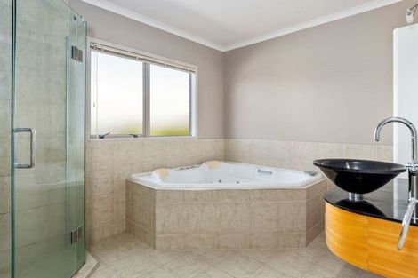 Photo of property in 19 Pacific Park Way, Papamoa Beach, Papamoa, 3118