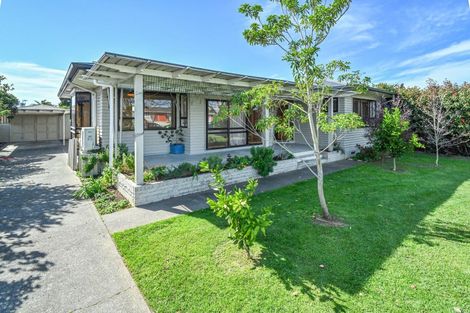 Photo of property in 807 Oxford Street, Saint Leonards, Hastings, 4120