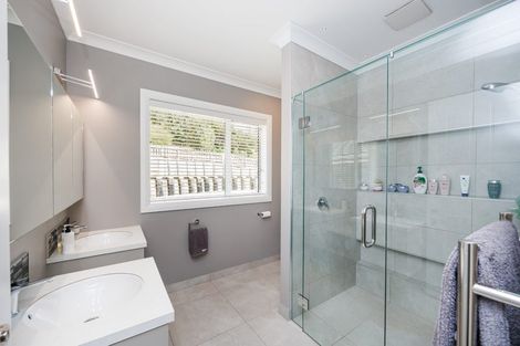 Photo of property in 82 Kingsdale Park Drive, Aokautere, Palmerston North, 4471