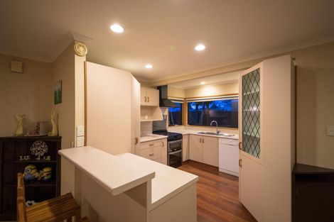 Photo of property in 8a Palm Avenue, Hokowhitu, Palmerston North, 4410