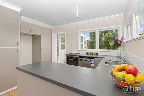 Photo of property in 2/6 Corunna Road, Milford, Auckland, 0620