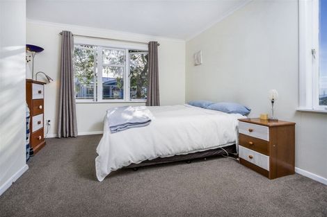 Photo of property in 3/68 Lincoln Park Avenue, Massey, Auckland, 0614
