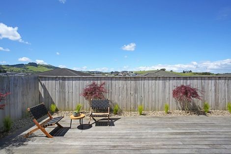 Photo of property in 32 Helenslee Road, Pokeno, 2402