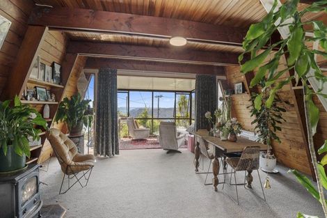 Photo of property in 4 Log Race Road, Piha, New Lynn, 0772