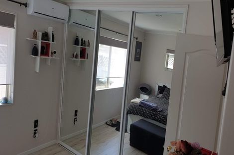 Photo of property in 25b Wairakei Street, Greenlane, Auckland, 1051