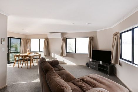 Photo of property in 3b Esmeralda Street, Welcome Bay, Tauranga, 3112