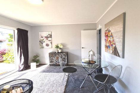 Photo of property in 2/30 Park Avenue, Papatoetoe, Auckland, 2025